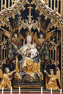 Mary as the Queen of Heaven in the high altar, Pilgrimage Church of Maria Laach in Jauerling, Wachau, Waldviertel, Forest Quarter, Lower Austria, Austria, Europe