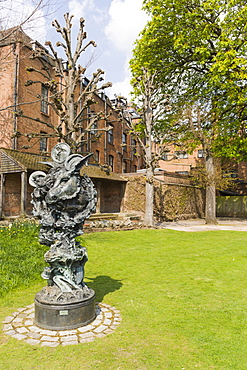 Sculpture in the Great Garden Of New Place, Chapel Lane, Stratford-upon-Avon, Warwickshire, England, United Kingdom, Europe