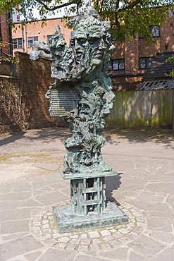 Sculpture in the Great Garden Of New Place, Chapel Lane, Stratford-upon-Avon, Warwickshire, England, United Kingdom, Europe