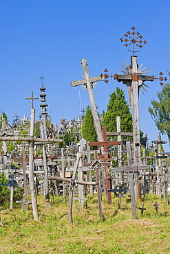 Kriziu kalnas, The Hill of Crosses, a site of pilgrimage, 12 km north of the city of Siauliai, Lithuania, Northern Europe