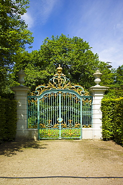 Wrought iron gate in the baroque gardens of Schloss Schwetzingen, or Schwetzingen Castle, Schwetzingen, Baden-Wuerttemberg, Germany, Europe