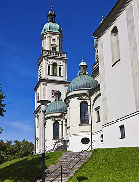 Basilica of St. Lorenz, a former Benedictine abbey church of the Prince Abbot of Kempten, today the Parish Church of St. Lorenz, Diocese of Augsburg, Residenz Square, Kempten, Lower Allgaeu, Allgaeu, Swabia, Bavaria, Germany, Europe