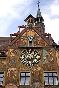 Town hall tower and Astronomical Clock, 1581, city hall, Marktplatz 1, Ulm, Baden-Wuerttemberg, Germany, Europe