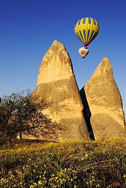 Hot air balloon flight over the Goreme valley, Cappadocia, Turkey