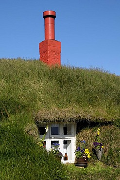 Grassy house, Lindarbakki, town of Bakkager?i, east Iceland, Europe