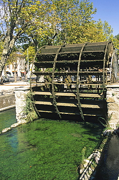 Waterwheel, L'Isle-sur-la-Sorgue, Luberon, Vaucluse, France, Europe