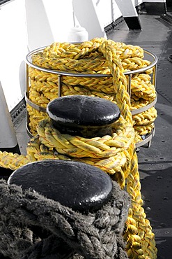 Cordage on the ice-breaker Stettin, Hamburg, Germany, Europe