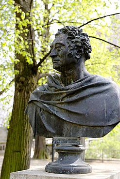 Bust of Friedrich Graf Kleist von Nollendorf (1762-1823) by Chr. Rauch, 1825, castle garden, Merseburg, Saxony-Anhalt, Germany, Europe