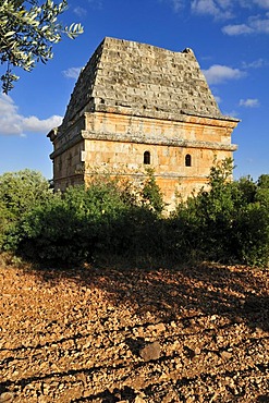 Byzantine grave tower at the archeological site of Al-Bara, Dead Cities, Syria, Middle East, West Asia