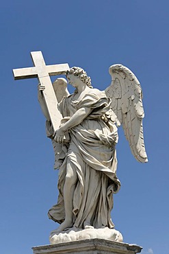 Angel with the cross, by Ercole Ferrata, one of the ten statues of angels with symbols of the Passion, design by Bernini, Ponte Sant'Angelo, Rome, Latium, Italy, Europe