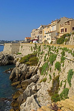 Old town, Antibes, Provence-Alpes-Cote d'Azur, French Riviera, France, Europe