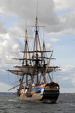 Full scale replica East Indiaman "Goetheborg" in Baltic Sea