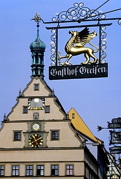 Gasthof Greifen, historic inn sign, Rothenburg ob der Tauber, Franconia, Bavaria, Germany, Europe