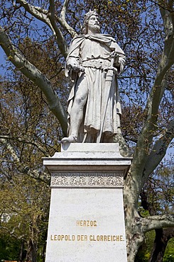 Monument to Leopold VI, the Glorious, Town Hall Square, Ringstrasse, Vienna, Austria, Europe