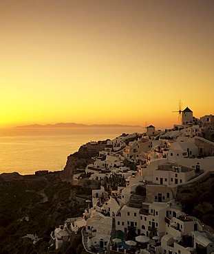 Oia at sunset, Santorini, Cyclades, Greece, Europe