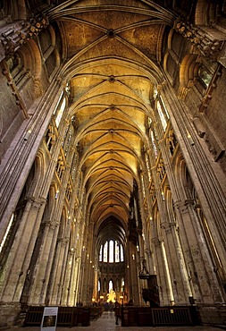 Interior view, Cathedral of Notre-Dame-de-Chartres, Chartres, Eure-et-Loir, Centre, France, Europe