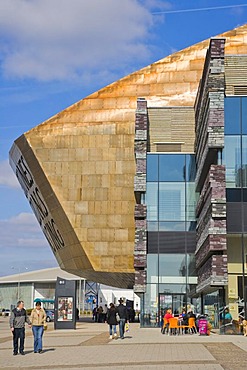 Wales Millennium Centre or Canolfan Mileniwm Cymru, home of Welsh National Opera, WNO, Cardiff Bay, Cardiff, Caerdydd, Wales, United Kingdom, Europe