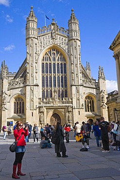 The Abbey Church of Saint Peter and Saint Paul, Bath Abbey, from Abbey Churchyard, Bath, Somerset, England, United Kingdom, Europe