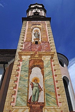 Painted tower of the parish church of St. Peter and Paul, baroque style from 1740, Matthias-Klotz-Strasse 4, Mittenwald, Upper Bavaria, Bavaria, Germany, Europe