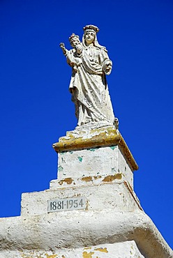 Statue of Madonna with child, Rambla Bay, Island of Gozo, Malta, Mediterranean Sea, Europe