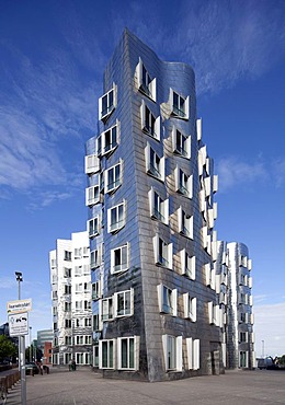 Neuer Zollhof building in the Medienhafen media harbour, Frank O. Gehry, Gehrybauten, Duesseldorf, North Rhine-Westphalia, Germany, Europe