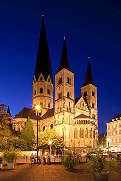 Bonn Minster, Bonn, Rhineland, North Rhine-Westphalia, Germany, Europe