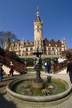 Schloss Schwerin Castle, Schwerin, Mecklenburg-Western Pomerania, Germany, Europe