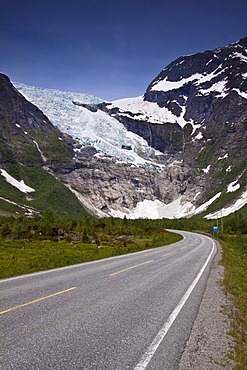 The BÂ¯yabreen glacier is part of the Jostedalsbreen glacier and the largest European continental glacier, Norway, Scandinavia, Europe