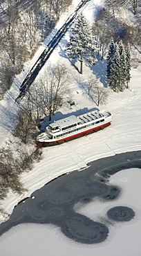 Aerial photo, Hennesee Lake in the snow in winter, Meschede, North Rhine-Westphalia, Germany, Europe