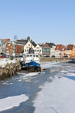 Frozen inland port, Husum, North Sea, North Frisia, Schleswig Holstein, northern Germany, Europe