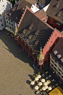 View from the Muenster cathedral on the Muenstermarktplatz square and the historic department store, Freiburg, Baden-Wuerttemberg, Germany, Europe