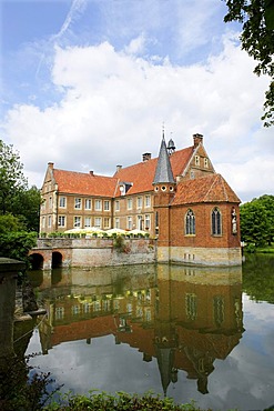 Huelshoff Castle, Havixbeck, North Rhine-Westphalia, Germany, Europe