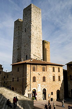 Old town with residential tower and dynasty tower of San Gimignano, UNESCO World Heritage Site, Tuscany, Italy, Europe