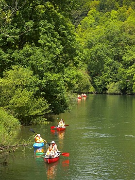 Danube river, paddle boats, Obere Donau Nature Park, Baden-Wuerttemberg, Germany, Europe