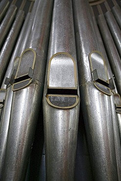 Organ pipes, Kiliankirche Church, Korbach, Hesse, Germany, Europe