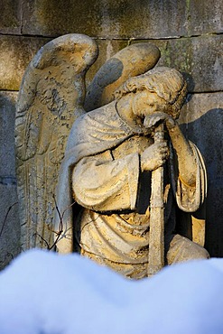 Angel, tomb, cemetery, wintery, Marianske Lazne, Czech Republic, Europe