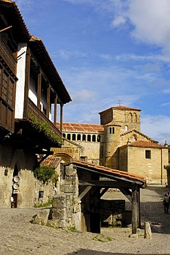 Romanesque collegiate church, Santillana del Mar, Cantabria, Spain, Europe