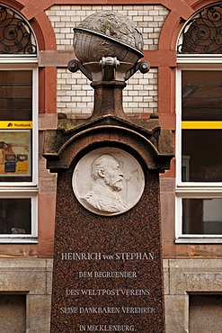 Memorial of Heinrich von Stephan, 1885-1897 founder of the World Postal Union, in front of the main post office, Mecklenburgstrasse, Schwerin, Mecklenburg-Western Pomerania, Germany, Europe