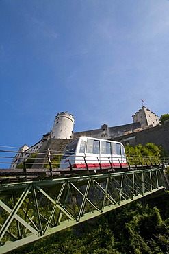 Festungsbahn funicular and the Festung Hohensalzburg fortress, cable car, Salzburg, Austria, Europe