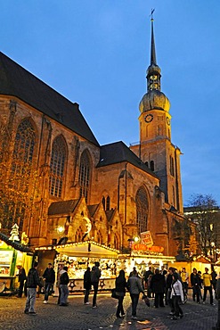 Reinoldikirche, Church of St. Reinoldus, Christmas market, Dortmund, North Rhine-Westphalia, Germany, Europe