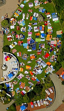 Aerial view, Wehofen, Niederrhein-Therme public pool, sauna, leisure centre, bathing, Marxloh, Duisburg, Ruhrgebiet region, North Rhine-Westphalia, Germany, Europe