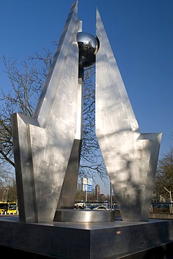 Sculpture "Energie", Energy by G. Steinmann, Essen, Ruhrgebiet area, North Rhine-Westphalia, Germany, Europe