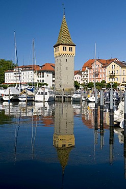 Mangturm tower in the harbour, Lindau, Lake Constance, Bavaria, Germany, Europe