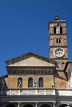 Basilica Piazza Santa Maria in Trastevere, Rome, Italy, Europe