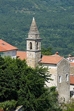 Mountain village of Motovun, Mirna valley, Istria, Croatia, Europe