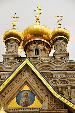 Gilded domes of the Russian Orthodox Church of Mary Magdalene on the Mount of Olives, Jerusalem, Israel, Middle East, Orient