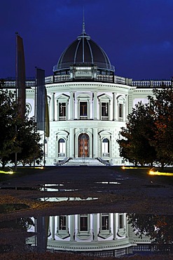 Night shot of the Musee Ariana museum, Swiss Museum of Ceramics and Glass, home of the International Academy of Ceramics, Geneva, Switzerland, Europe