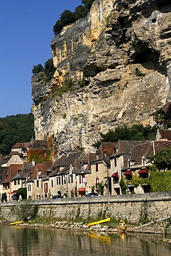 La Roque-Gageac, Dordogne valley, Aquitaine, France, Europe