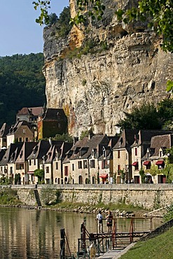 La Roque-Gageac, Dordogne valley, Aquitaine, France, Europe