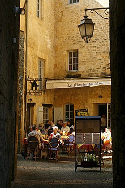 Restaurant, cafe, Sarlat, Dordogne, Aquitaine, France, Europe